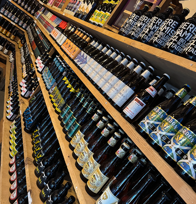 Cave à Bières artisanales avec plus de 300 références à Saint Sulpice la Pointe dans le Tarn