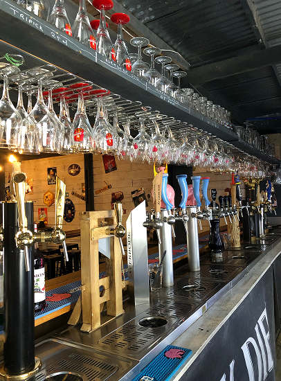 300 Bières artisanales et 21 Bières Pression vous attendent à St Sulpice la Pointe proche de près de L'Isle sur Tarn, Rabastens